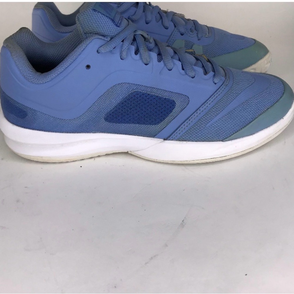 Nike Women's Blue Athletic Sneakers